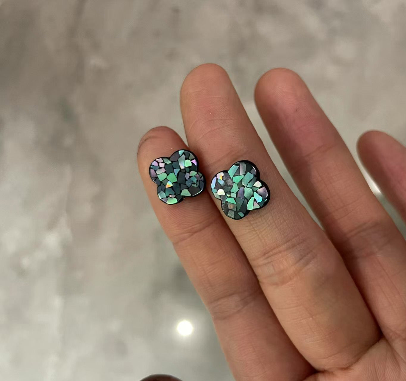 Musaïque:Shimmering Beauty in Every Hue
