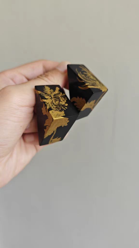 Golden Chrysanthemum: Handcrafted Lacquer Earrings with Golden Chrysanthemum Design – Wooden Base with Intricate Detailing